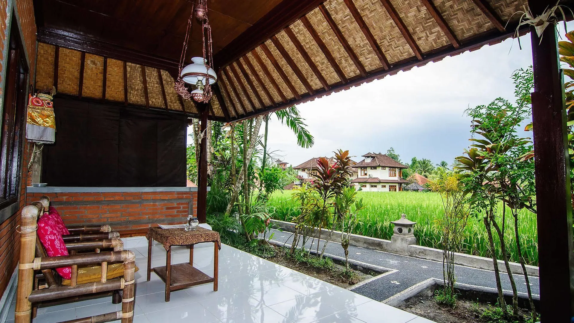 *** Pensión Puji Hostel And Bungalow Ubud Indonesia