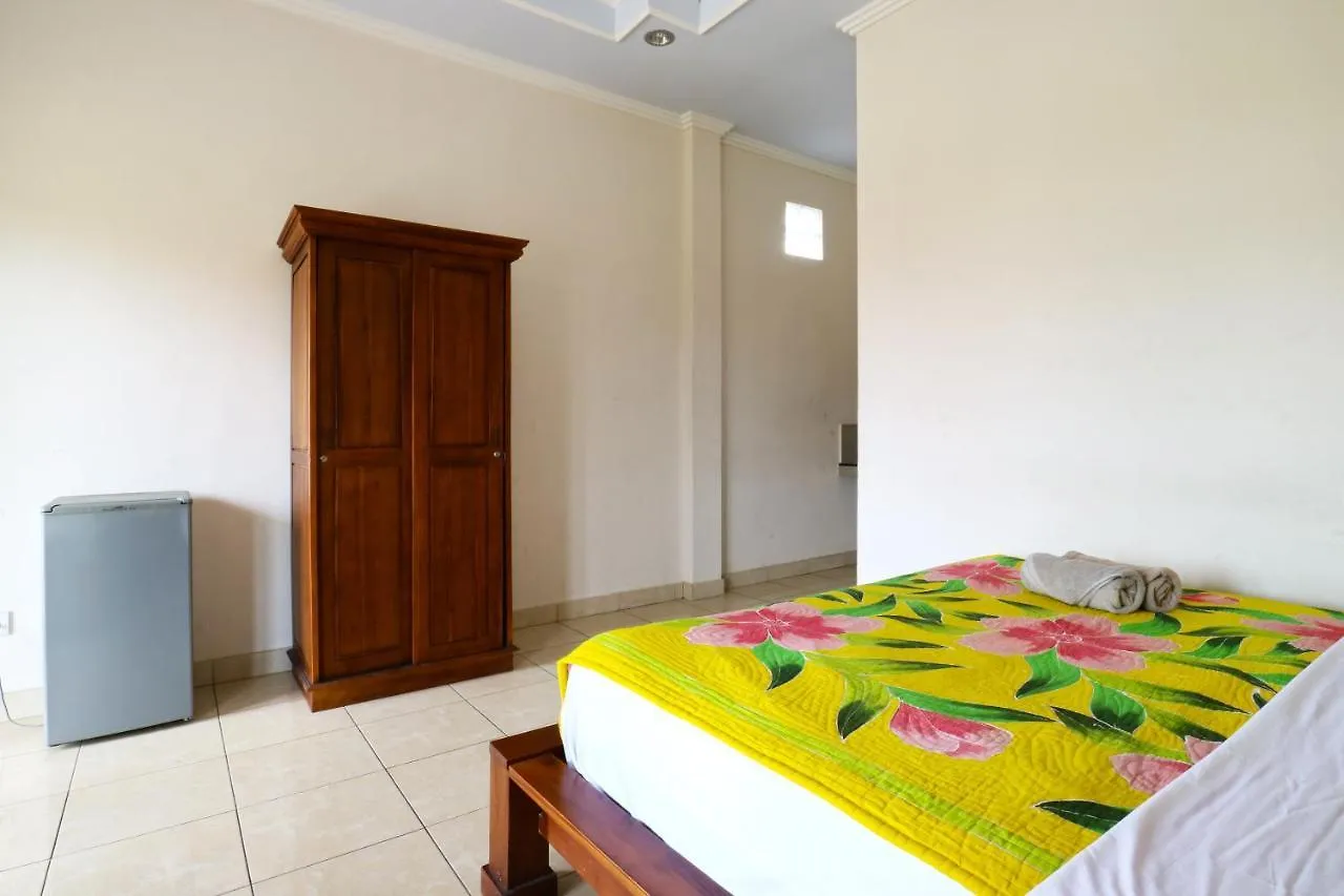 Puji Hostel And Bungalow Ubud 3*,